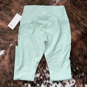 !!!NWT!!! Lululemon Align HR Pant 28”